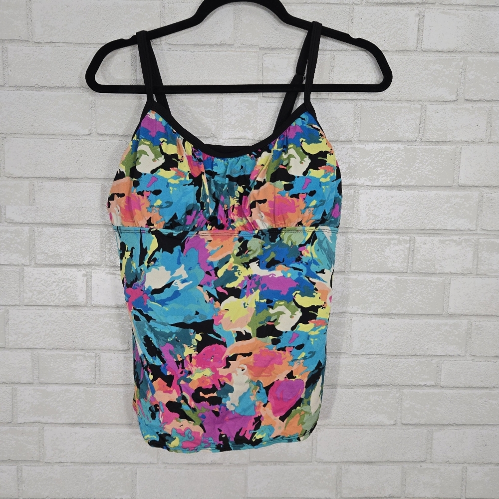 Colorful swim tankini